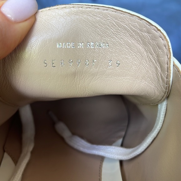 MIU MIU patent leather sneakers - Picture 6 of 6